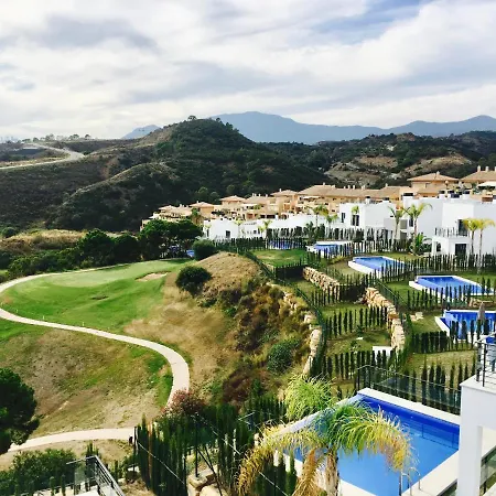 Luxury Chelsea For Golf & Relax In Location Villa