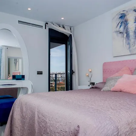 Villa Luxury Chelsea For Golf & Relax In Location